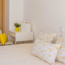 DORMITORIO AMARILLO:2